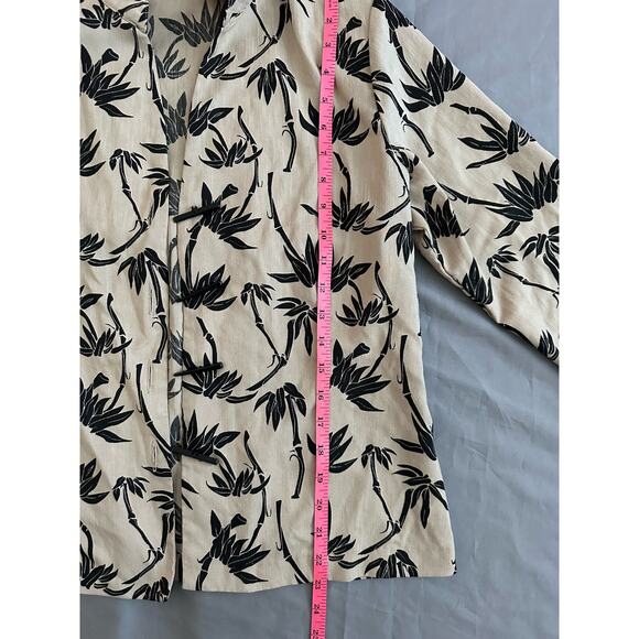 Draper’s & Damon’s Women’s Lightweight Tan/Black Palm Tree Button Up Sweater- PS - Picture 9 of 10